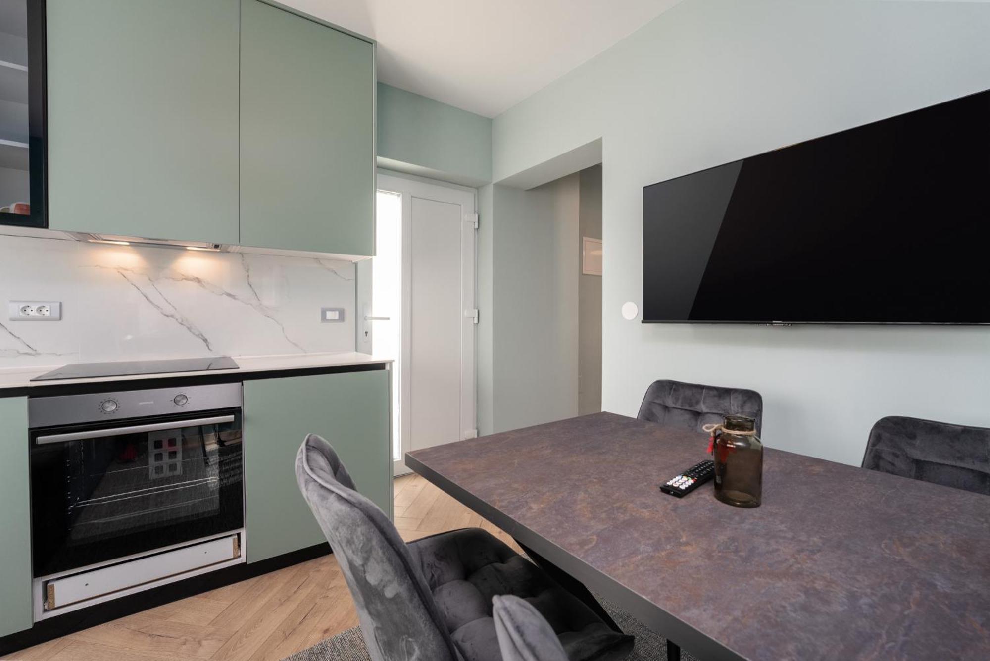 Larum Apartmens Vrsar Eksteriør billede
